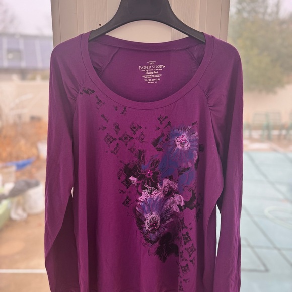 Faded Glory Purple Graphic Top Women's XL NWT Y2K Floral Butterfly Long Sleeve - Picture 3 of 6